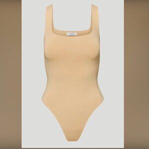 Aritzia: Babaton Contour Bodysuit (Large)